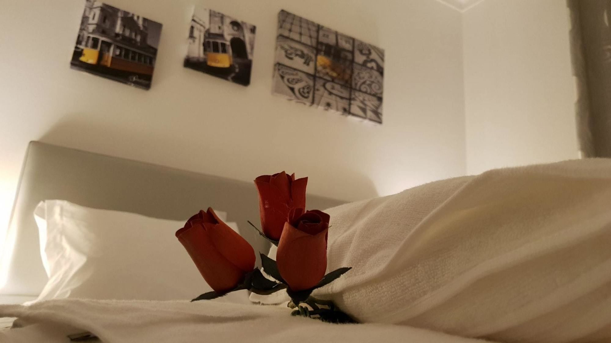 With 3 Bedrooms In Lisboa, With Wifi - 23 Km From The Apartamento